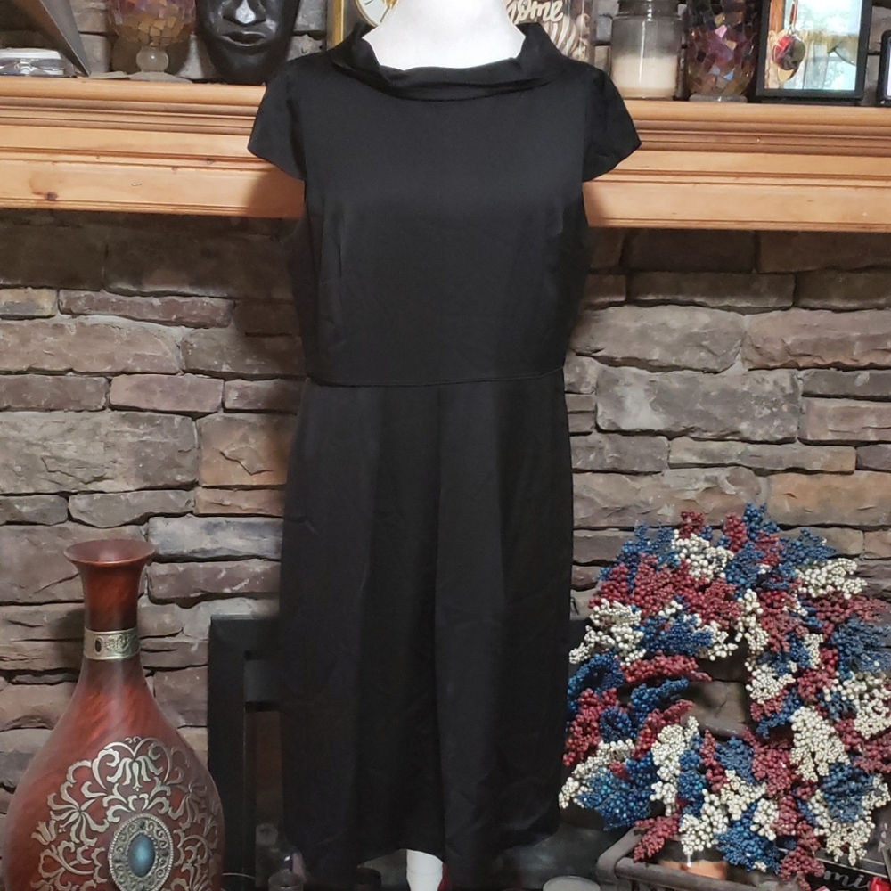 NWT Banana Republic R WOOL MIX PLEATED DRESS SZ 16